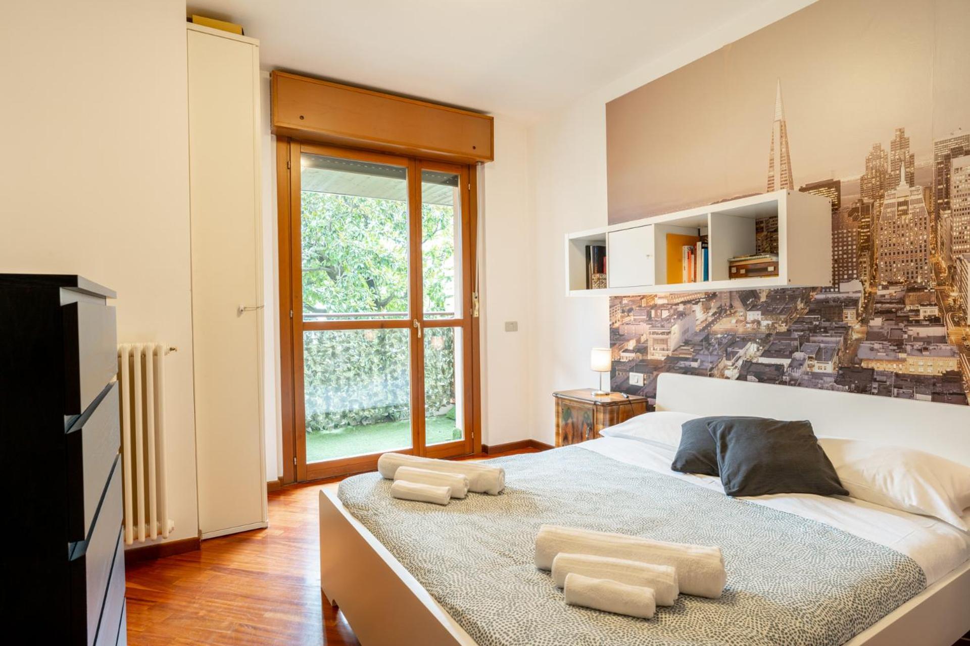Spacious Bright Apartment Near City Center And Como Lake With Air Conditioning Lecco Extérieur photo
