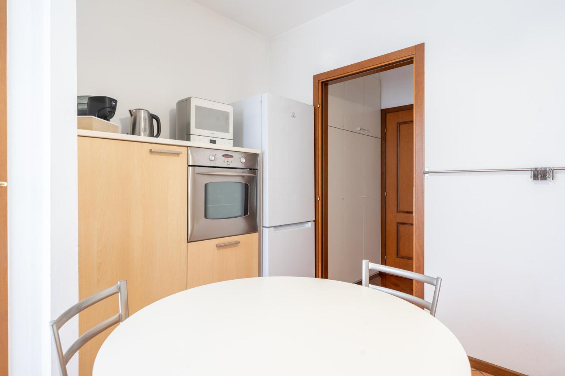 Spacious Bright Apartment Near City Center And Como Lake With Air Conditioning Lecco Extérieur photo